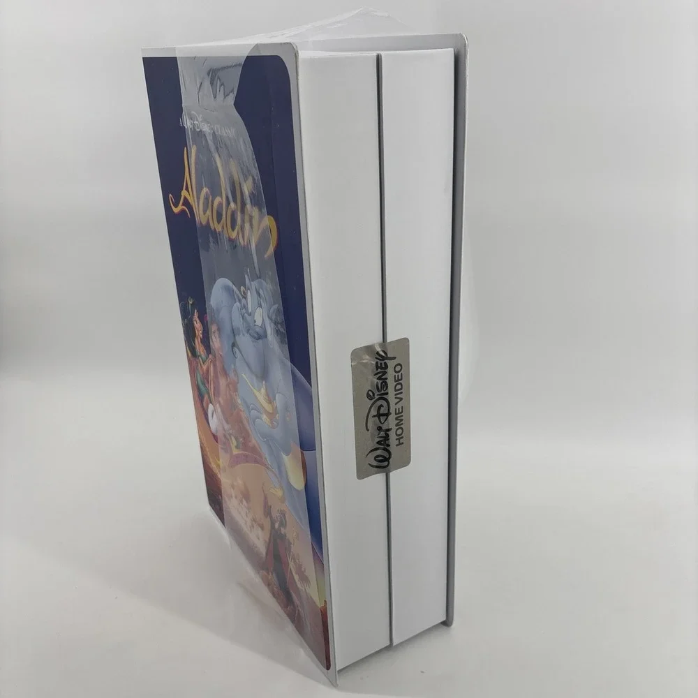 Disney's Aladdin Retro VHS Boxed Silk Classic Throw Blanket Brand New Sealed
